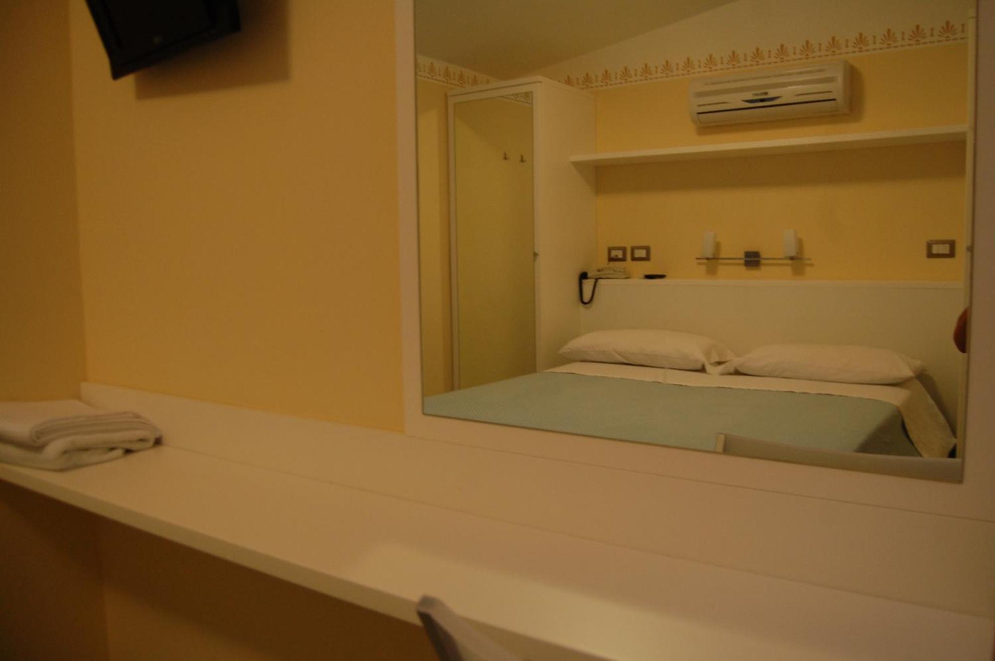 Hotel Centrale San Benedetto del Tronto Eksteriør billede