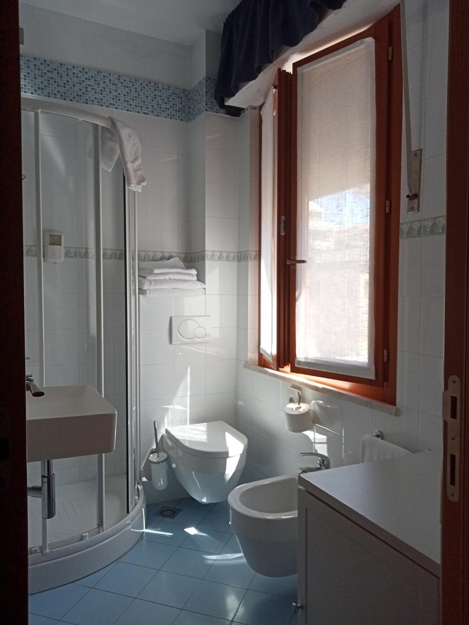 Hotel Centrale San Benedetto del Tronto Eksteriør billede